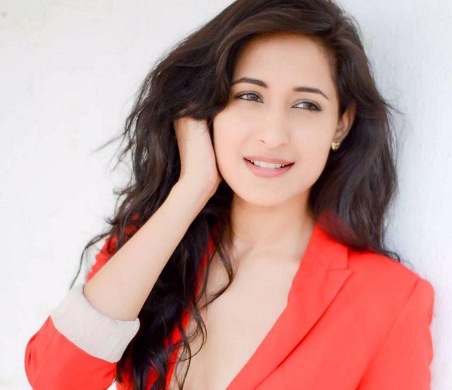 Pragya Jaiswal Sexy Photos