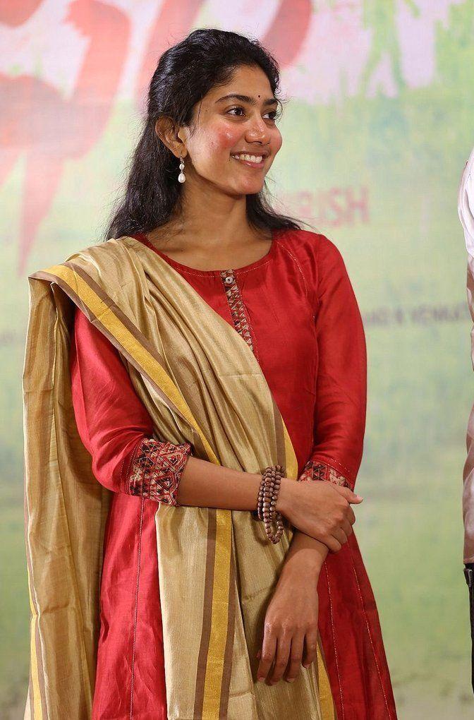 Pretty Actress Sai Pallavi Stills at 50th day celebrations