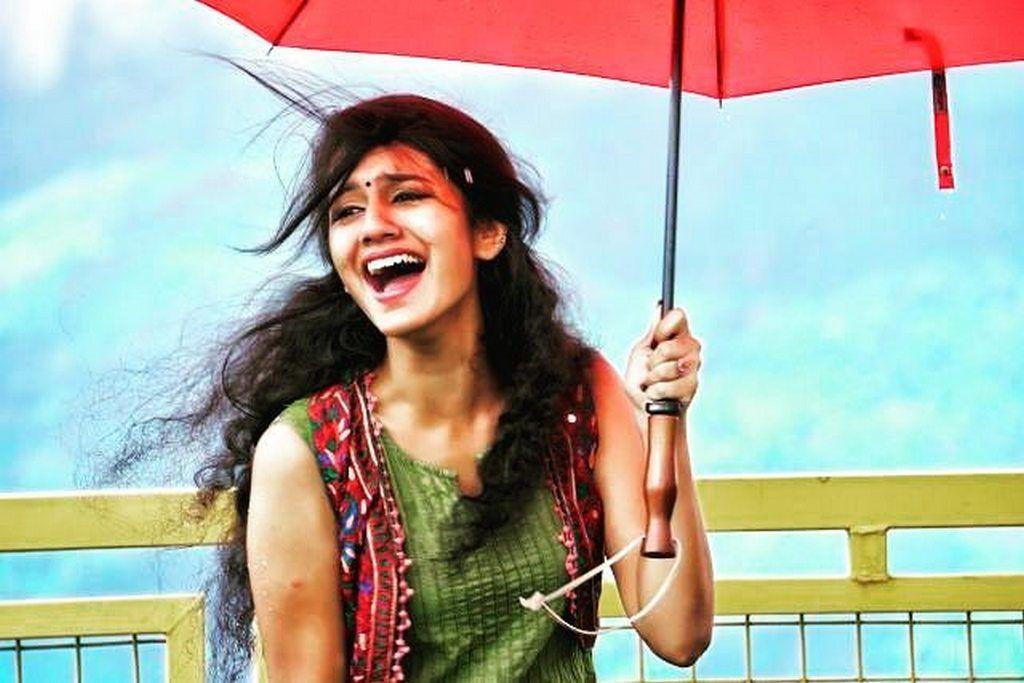 Priya Prakash Varrier UNSEEN Photos Goes Viral on Social Media