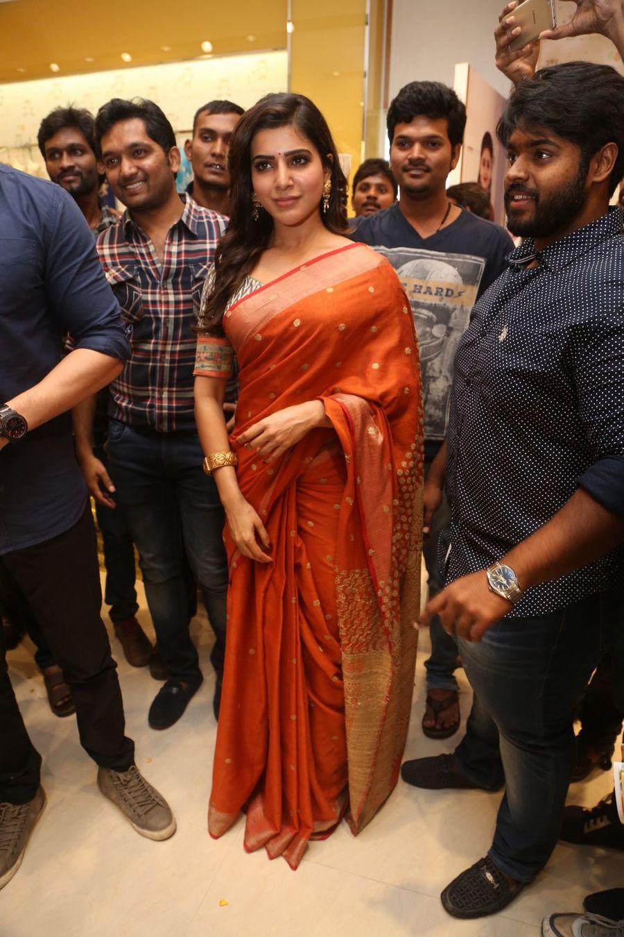 Samantha Latest Stills at South India Shoping Mall