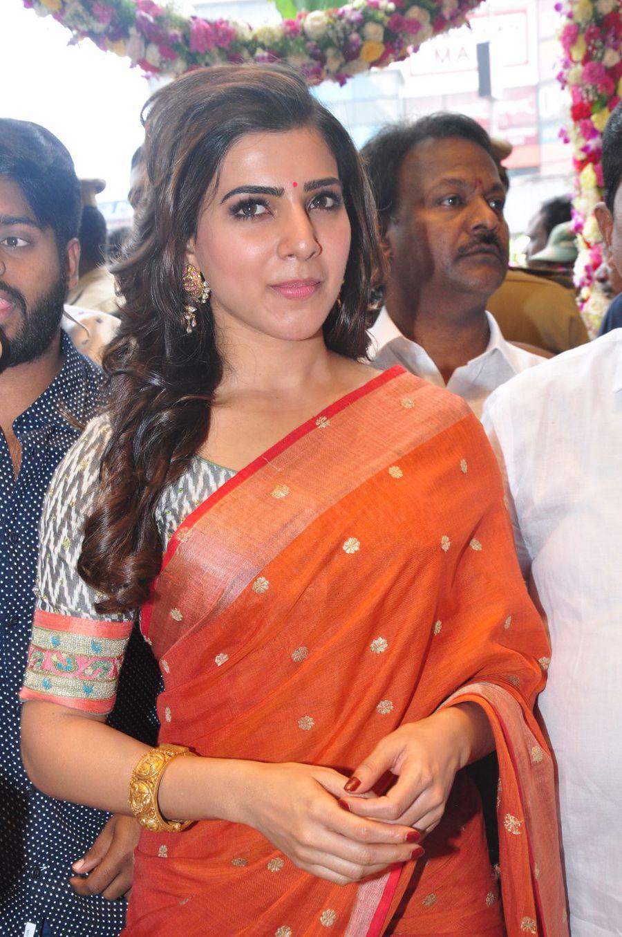 Samantha Latest Stills at South India Shoping Mall