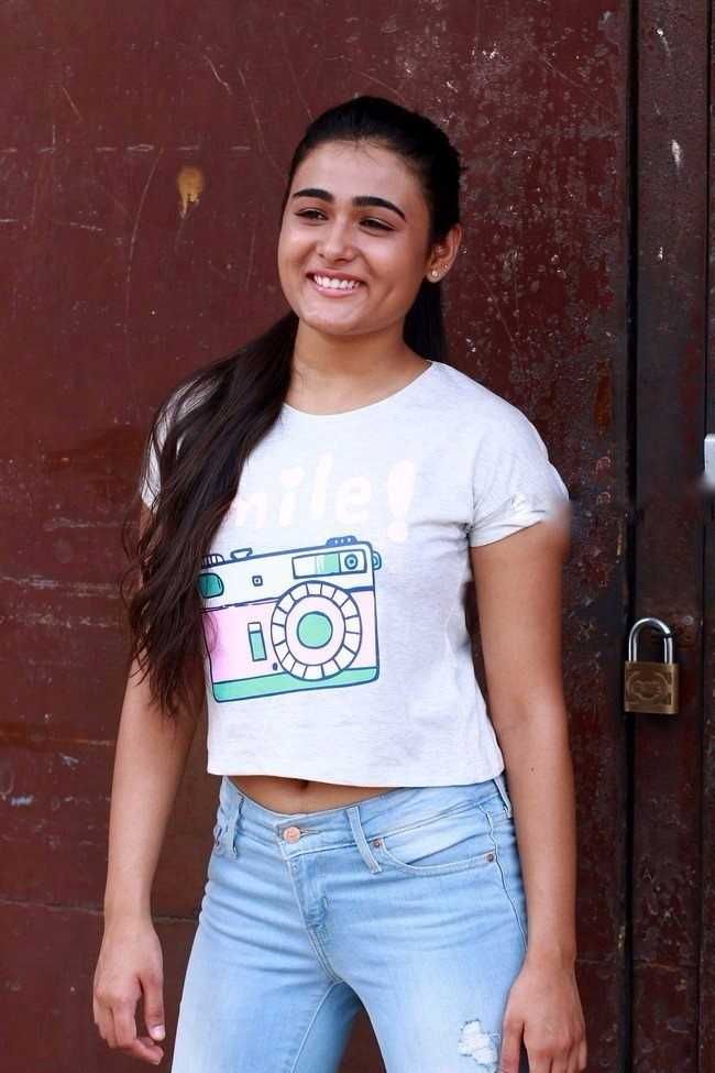 Shalini Pandey Latest Images