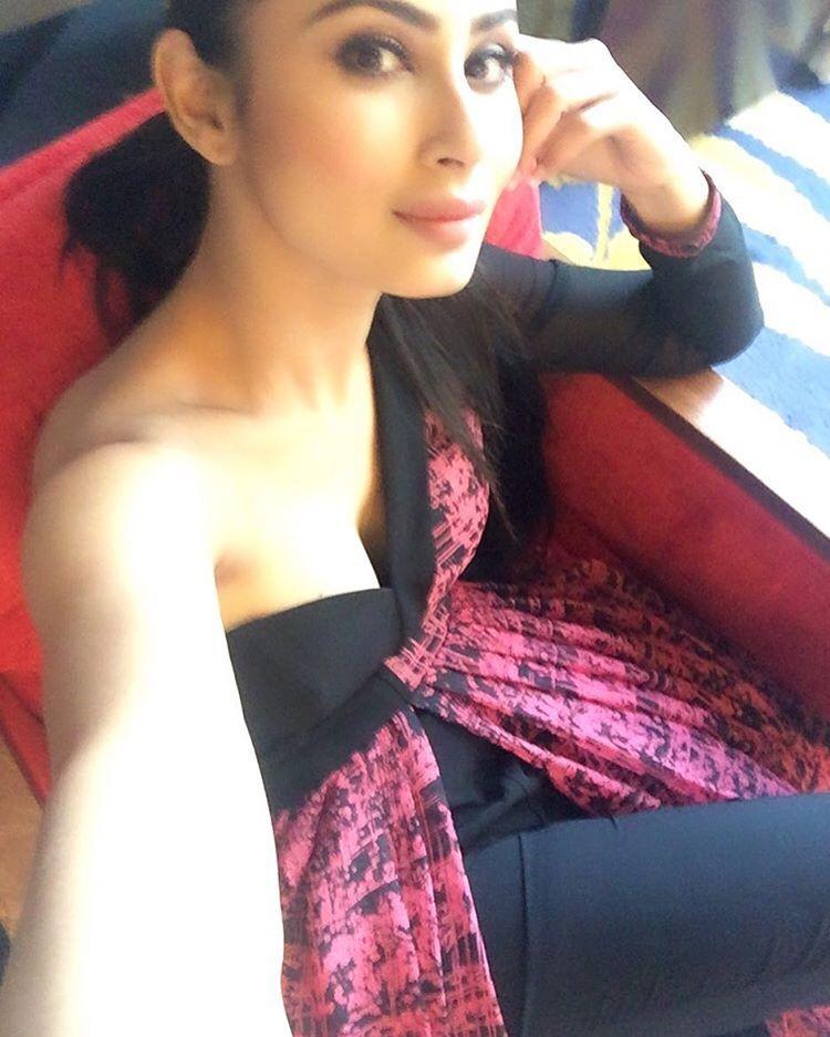 TV Actress Mouni Roy Latest Photos