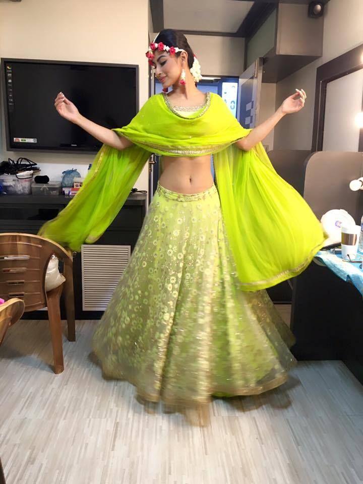 TV Actress Mouni Roy Latest Photos