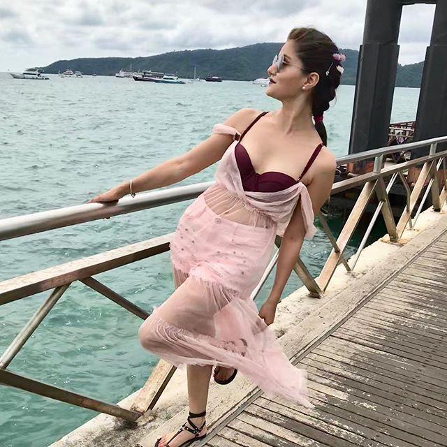 TV Actress Rubina Dilaik Rare & Unseen Hot Stunning Photos