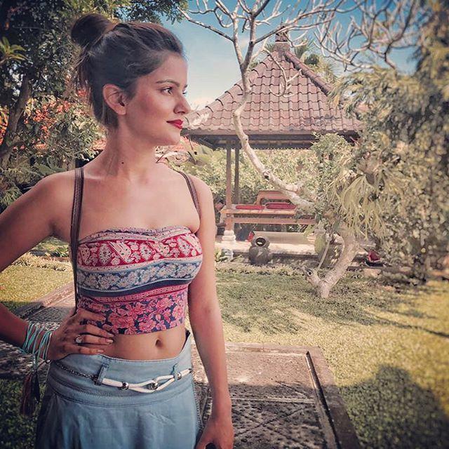 TV Actress Rubina Dilaik Rare & Unseen Hot Stunning Photos