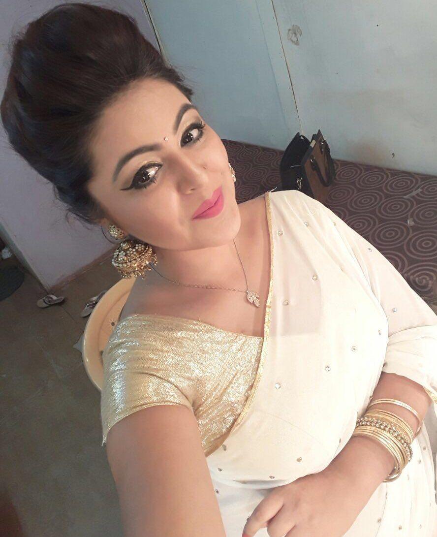 TV Actress Shafaq Naaz Unseen Photos