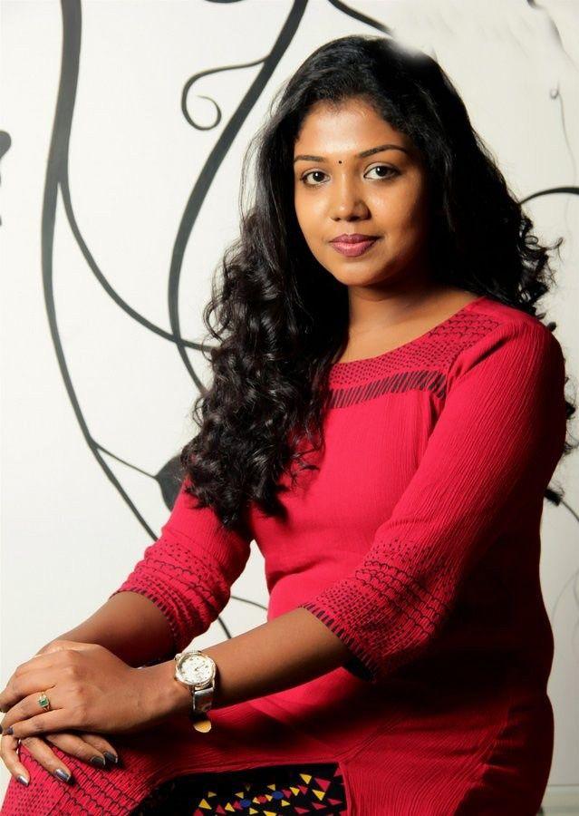 Tamil Actress Riythvika Photo Gallery