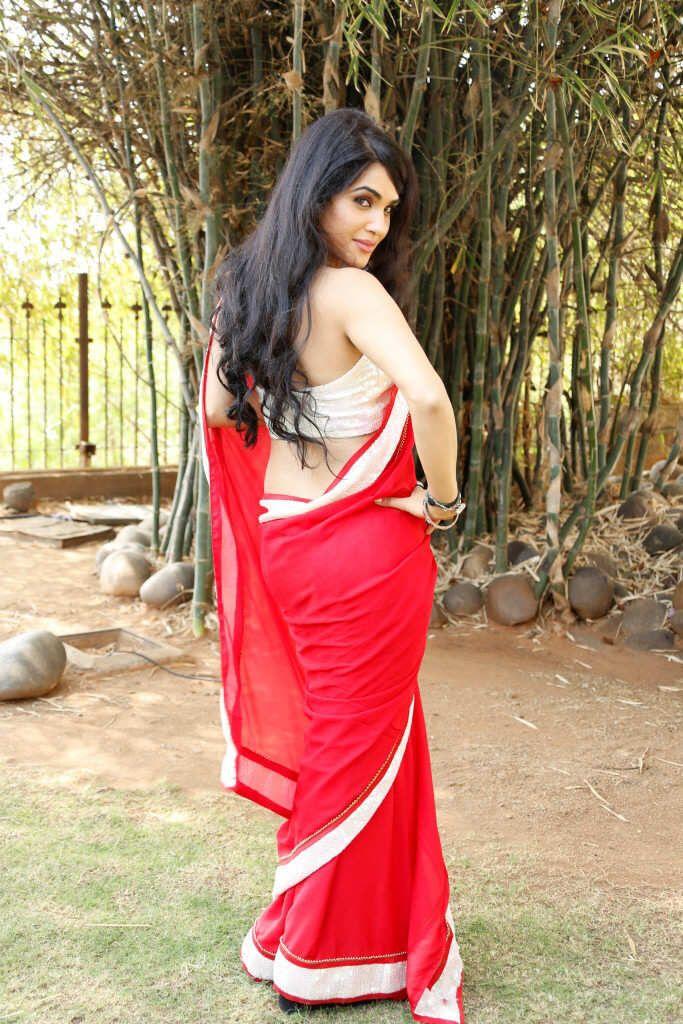 Telugu Actress Kavya Singh Stills in Red Saree