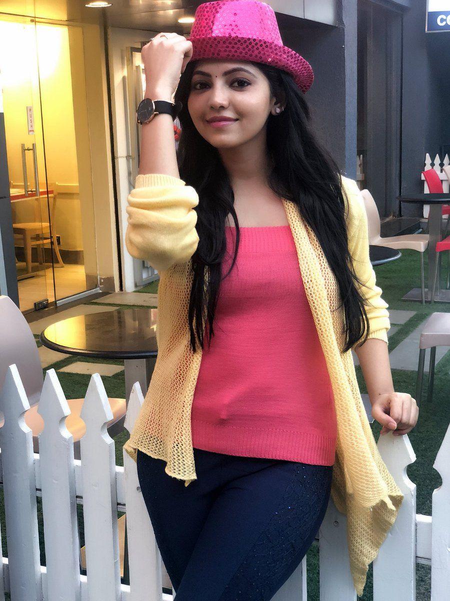 Traditional Looks of Athulya Ravi Latest Snaps