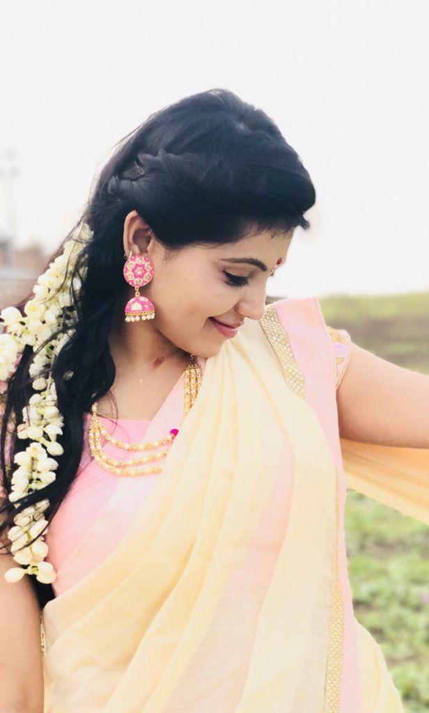 Traditional Looks of Athulya Ravi Latest Snaps