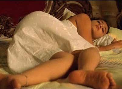 Unseen Photos: Actresses captured while asleep! Just adorable