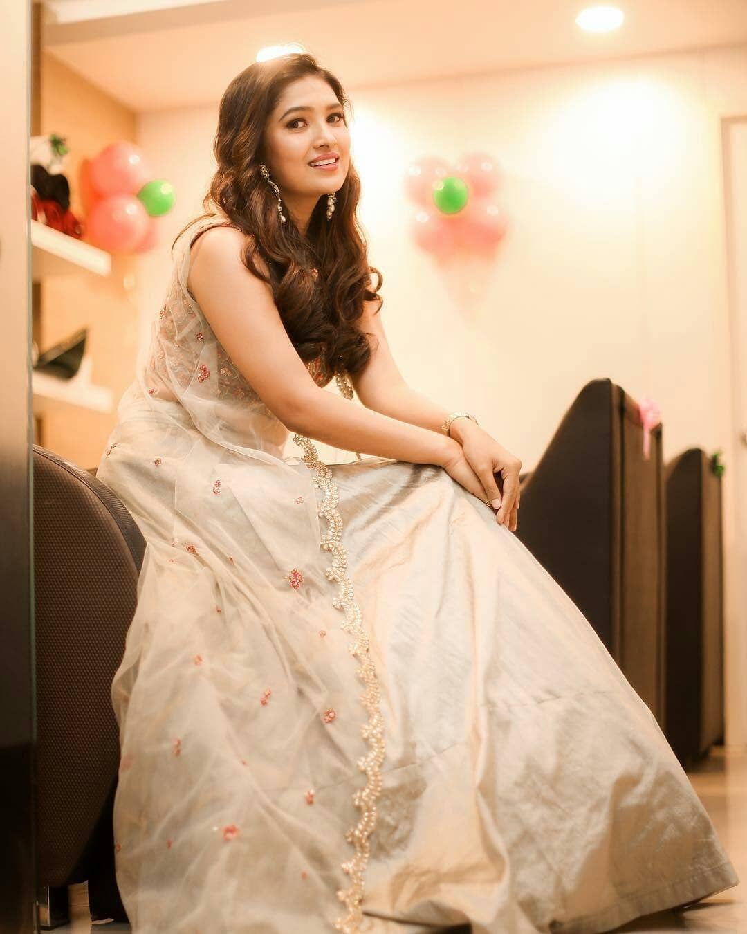 Vani Bhojan Photoshoot