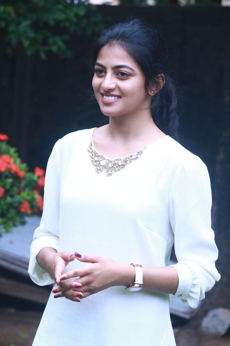 Actress Anandhi Latest Stills