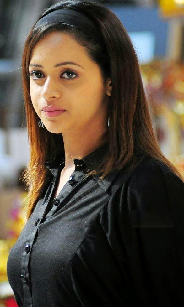 Actress Bhavana Spicy Photos