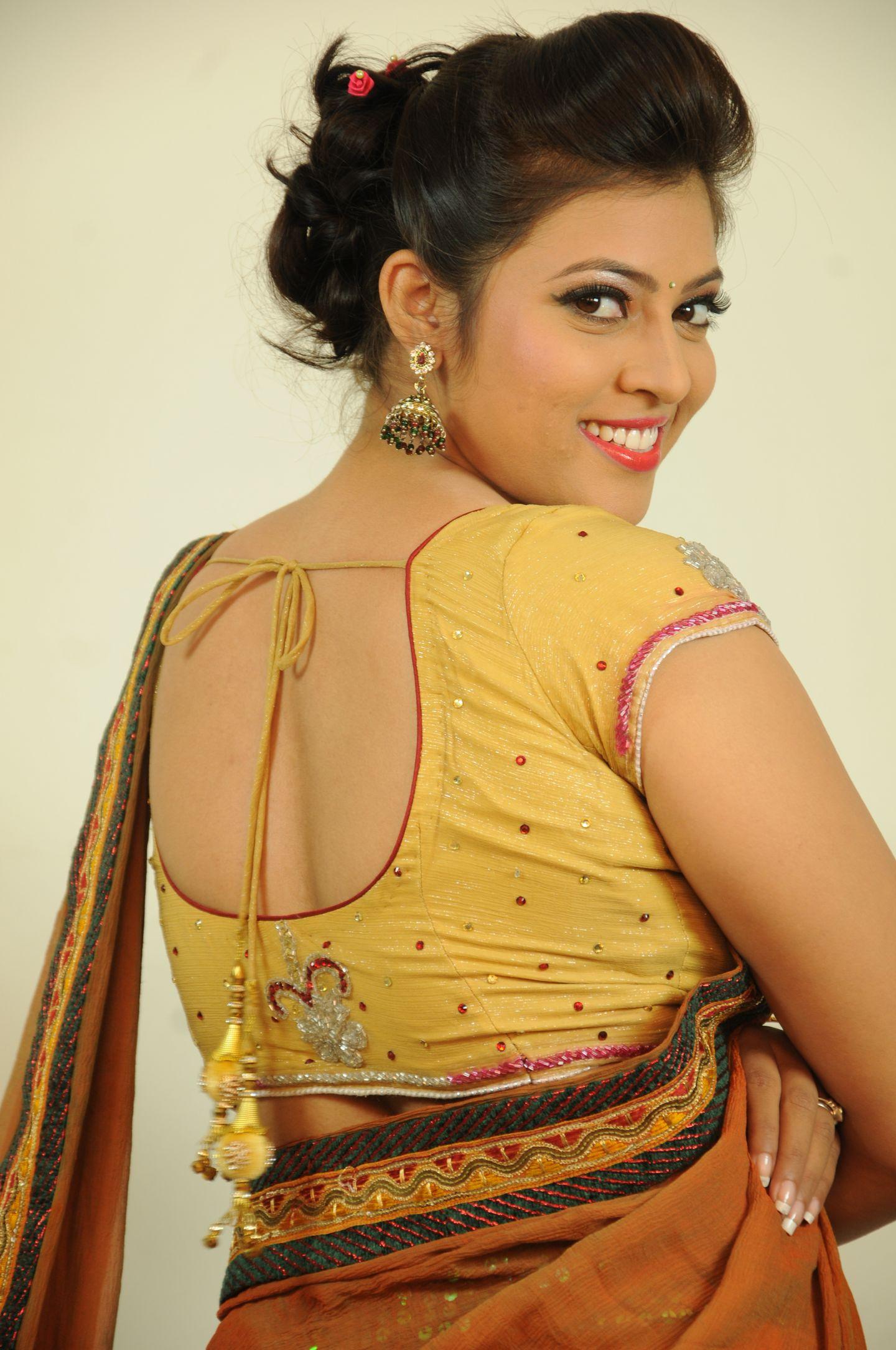 Actress Moulika Sexy Pics