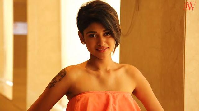 Actress Oviya Helen JFW Magazine Hot Photoshoot