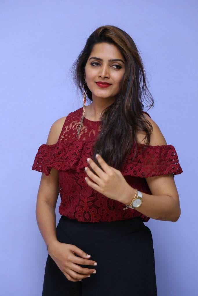 Actress Pavani Gangireddy Latest Stills