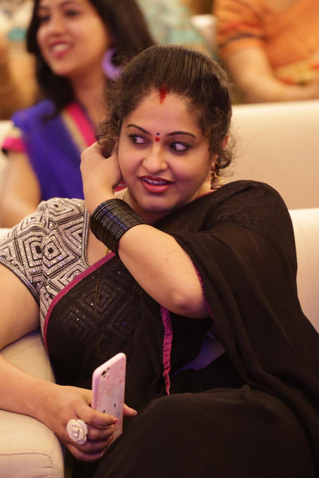 Actress Raasi New Pictures