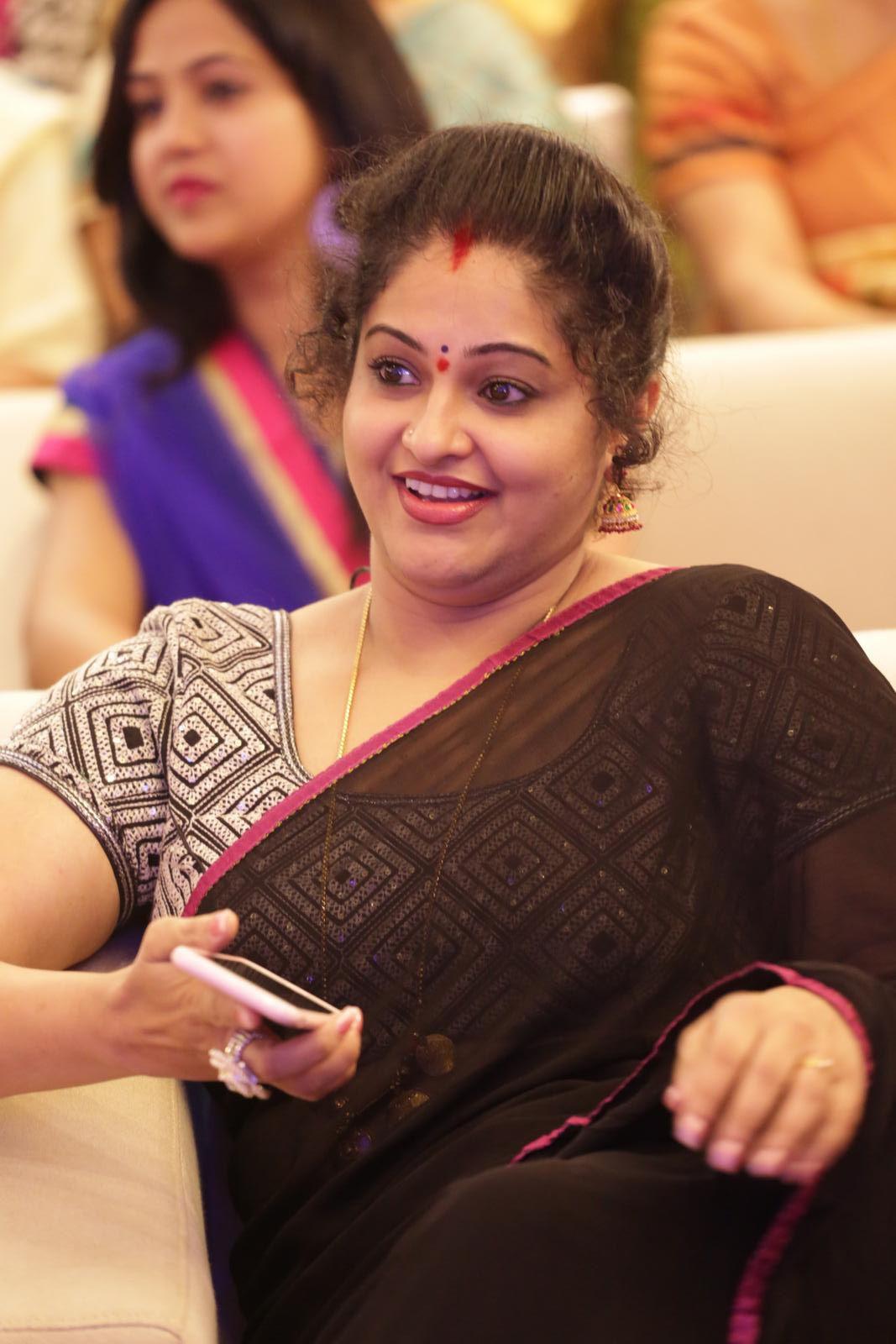 Actress Raasi New Pictures