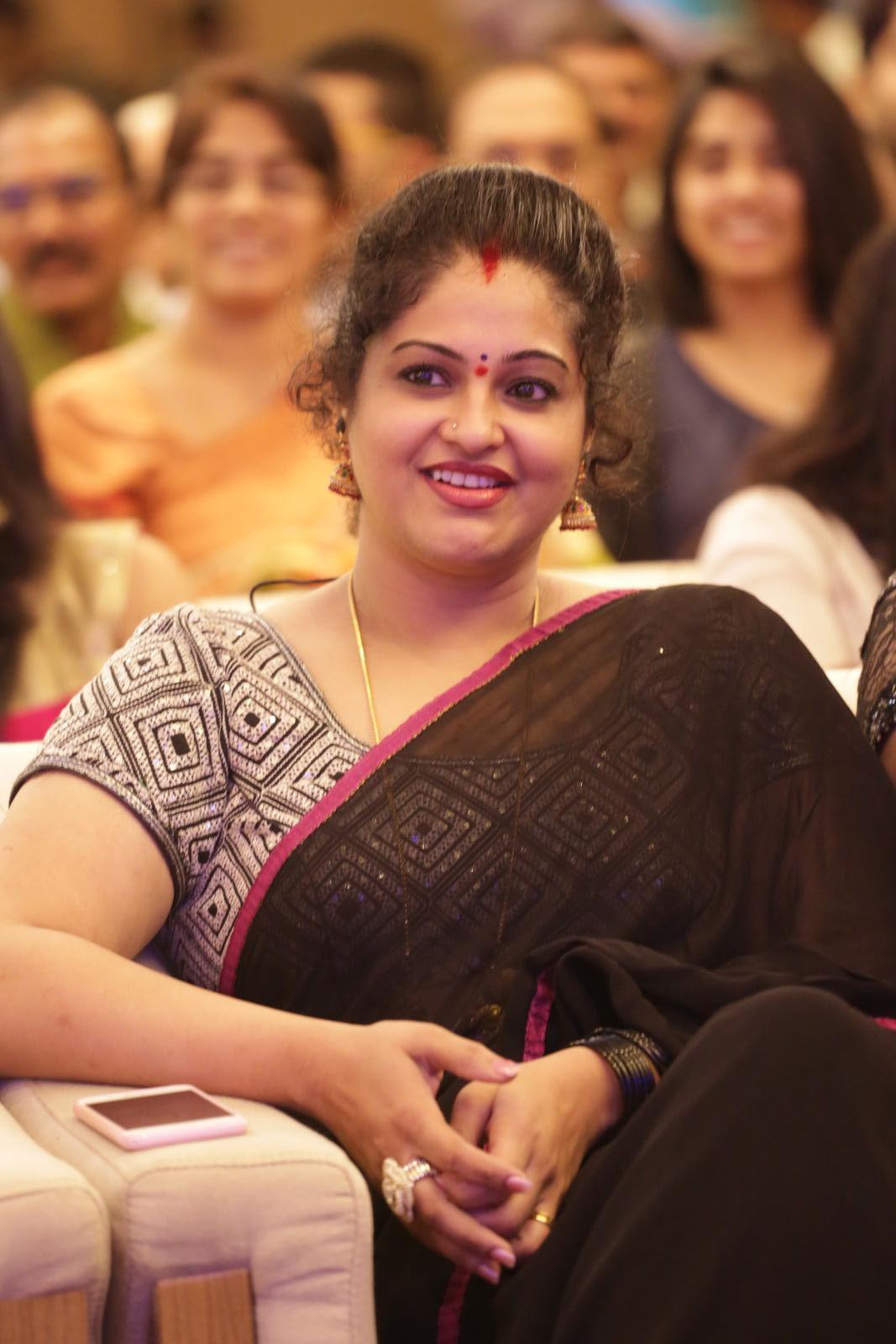 Actress Raasi New Pictures