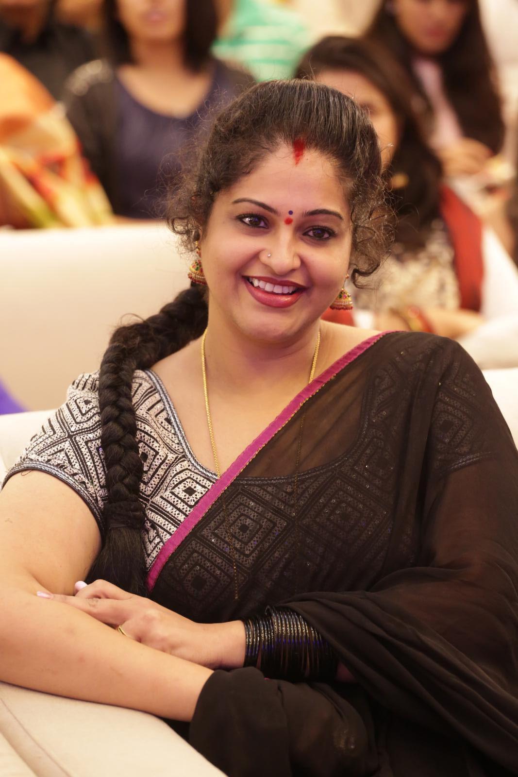 Actress Raasi New Pictures