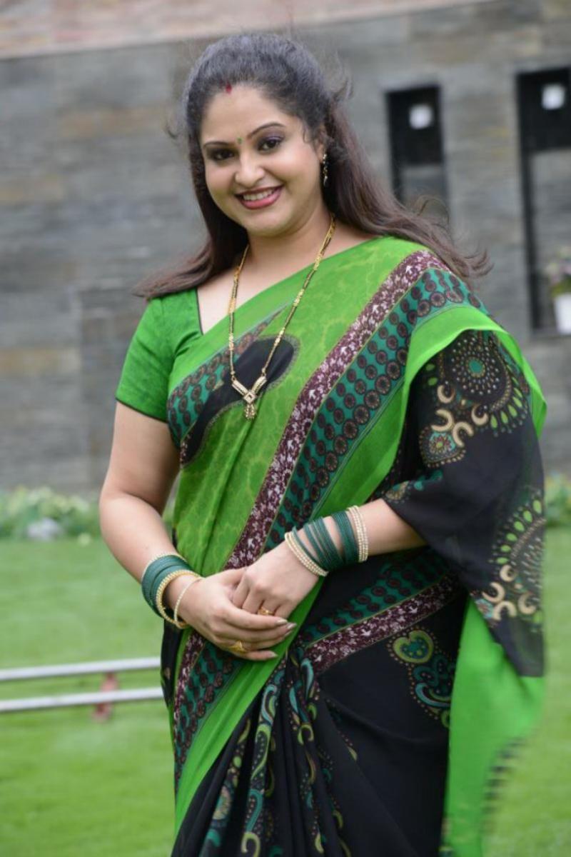 Actress Raasi Saree Pictures