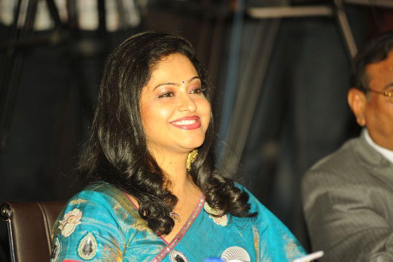 Actress Raasi Saree Pictures