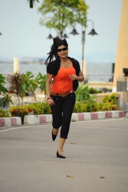 Actress shalini naidu Latest Sexy stills