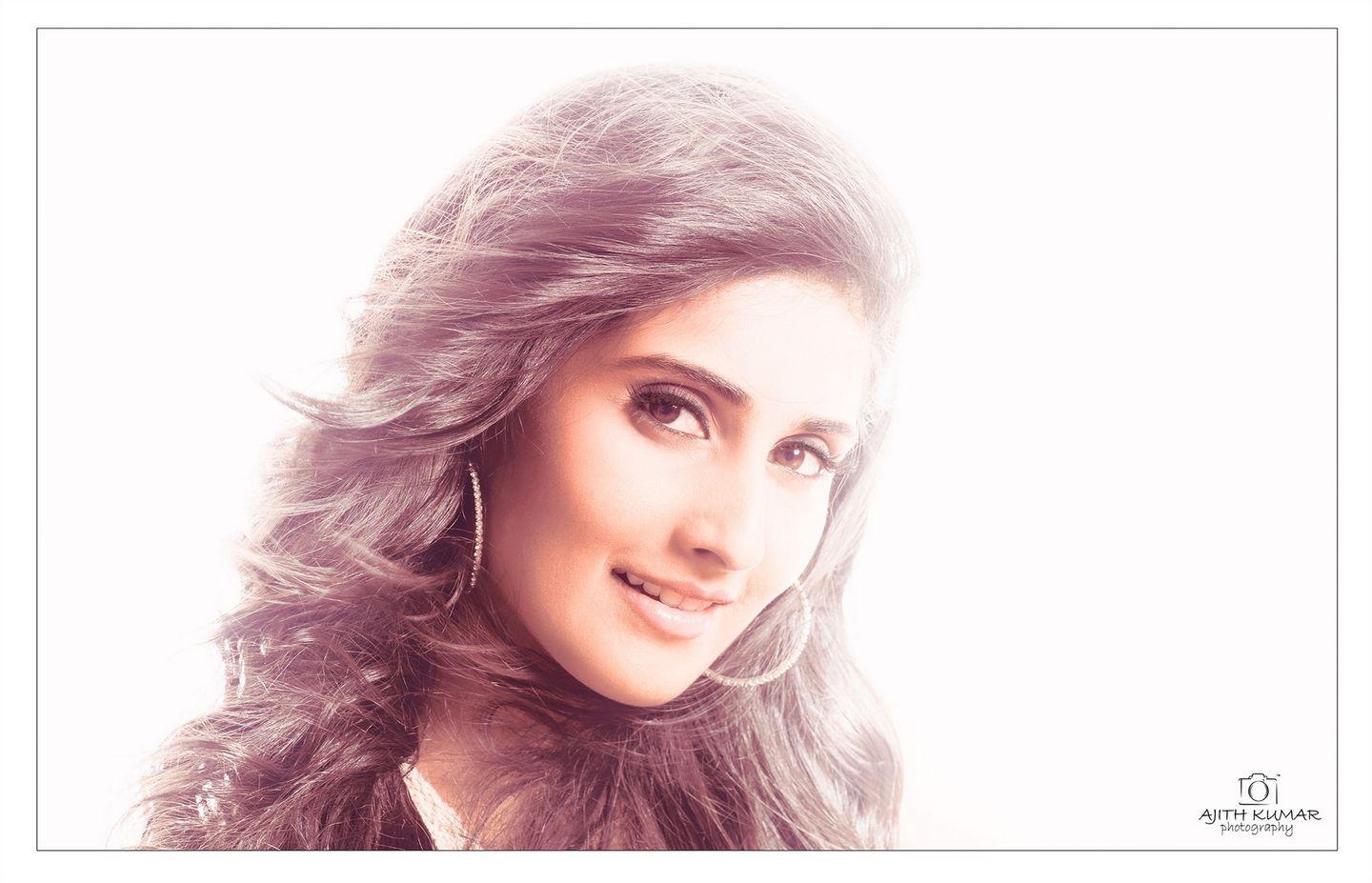 Actress Shamlee Photoshoot