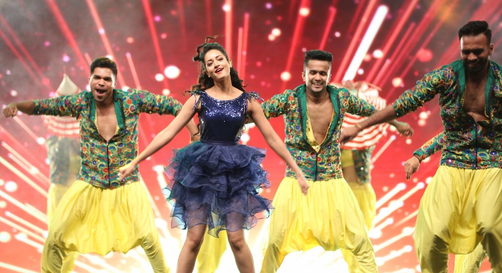 Actress Shanvi Srivastava Hot Dance Stills From Siima Award