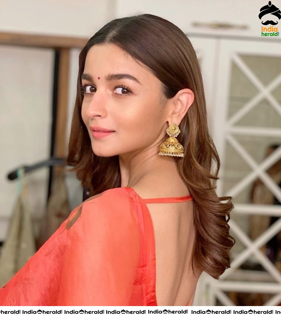 Alia Bhatt Clicked During Pooja Celebrations