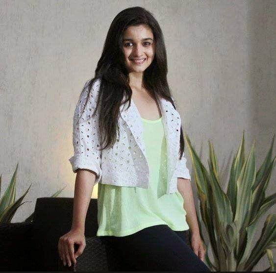 Alia Bhatt Sexy Hd Images