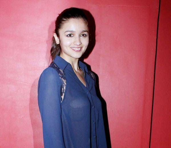 Alia Bhatt Spicy Photos