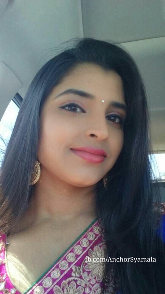 Anchor Shyamala Rare Photos