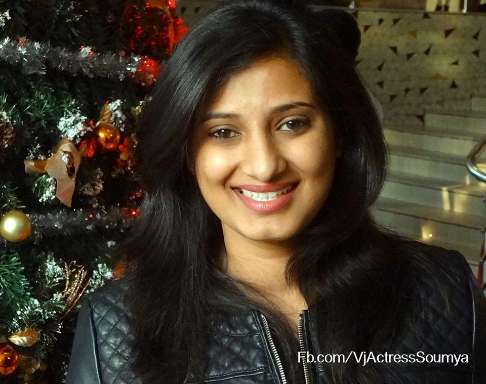 Anchor Soumya Rare photos