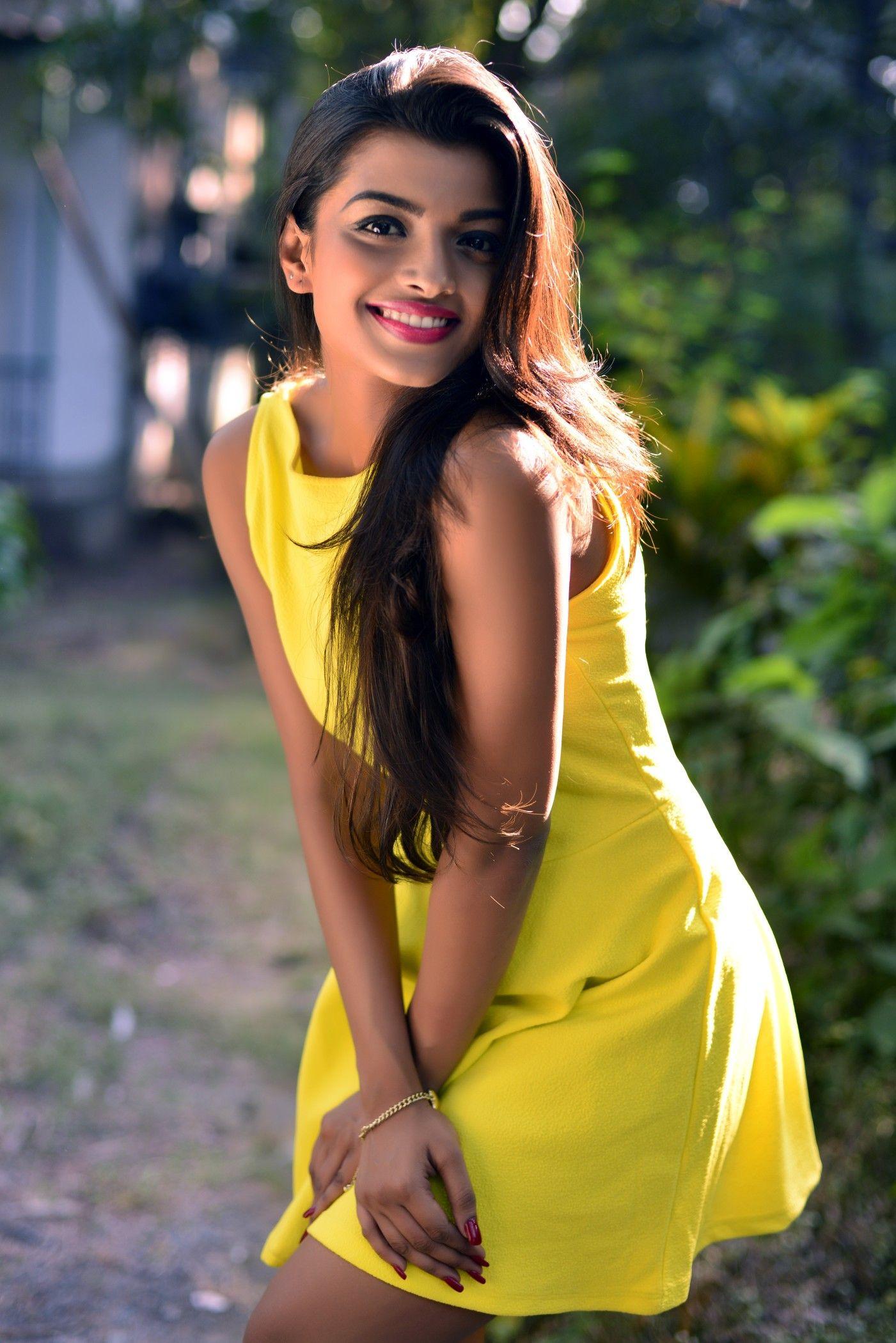 Ashna Zaveri Stills