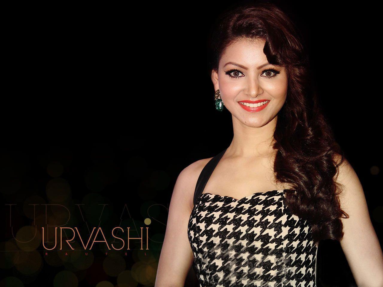 Beauty Girl Urvashi Rautela Pics
