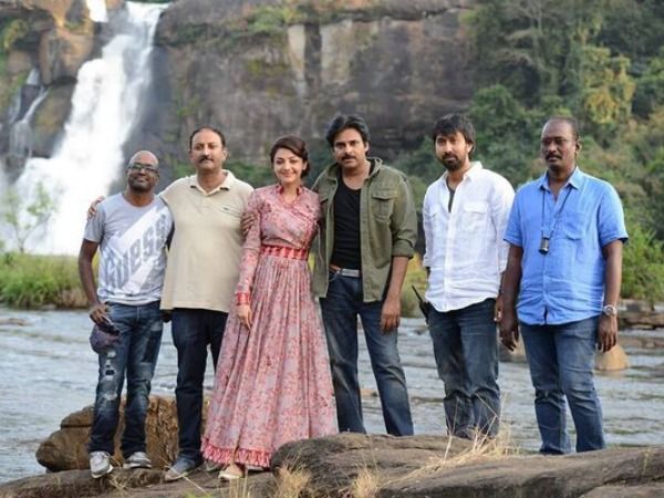 Kajal Latest Stills at Sardaar Gabbar Singh Movie Set