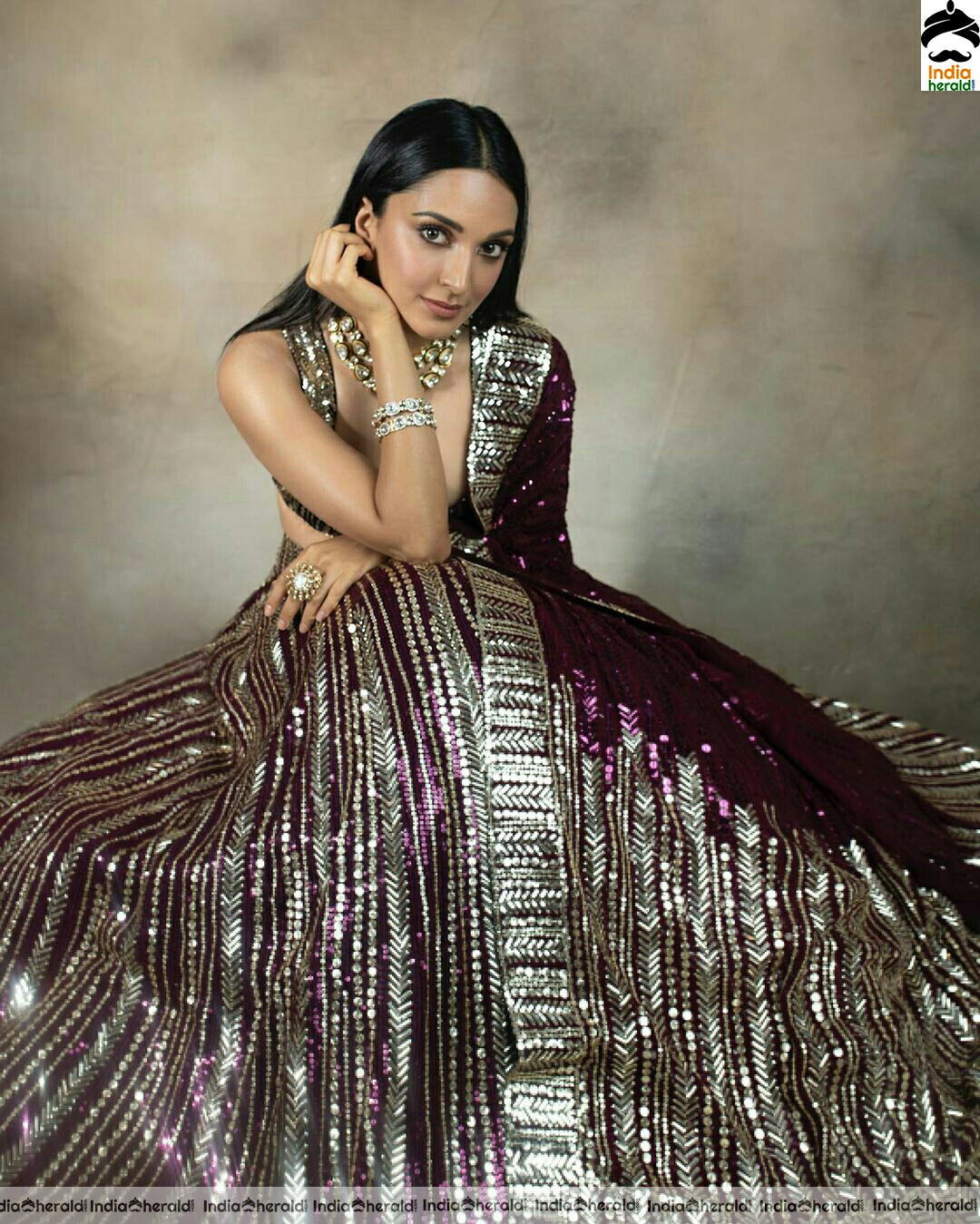 Kiara Advani Hot Latest Photoshoot