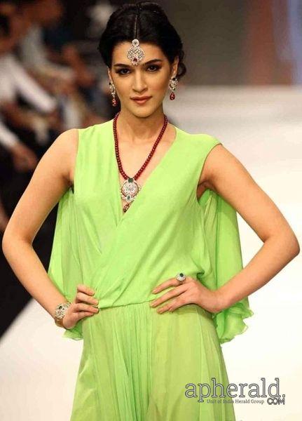 Kriti Sanon Photoshoot