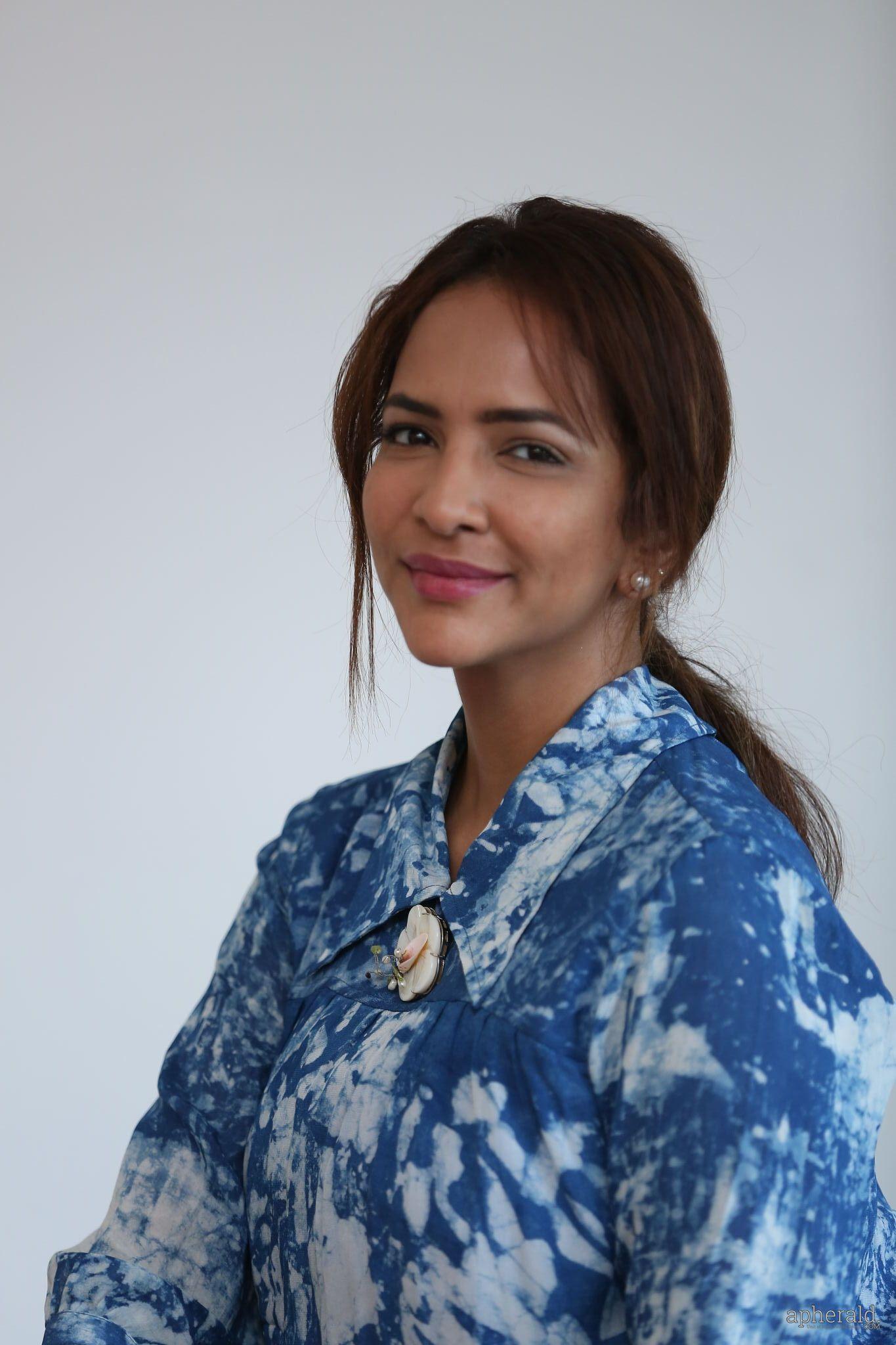 Lakshmi Manchu Interview Pics