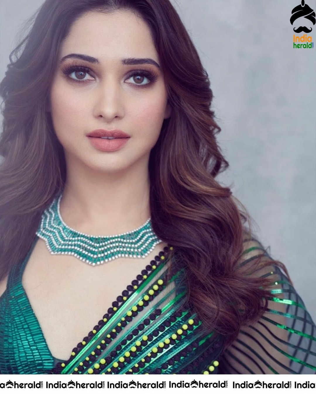 Latest Hot Compilation Photos of Tamanna in Green