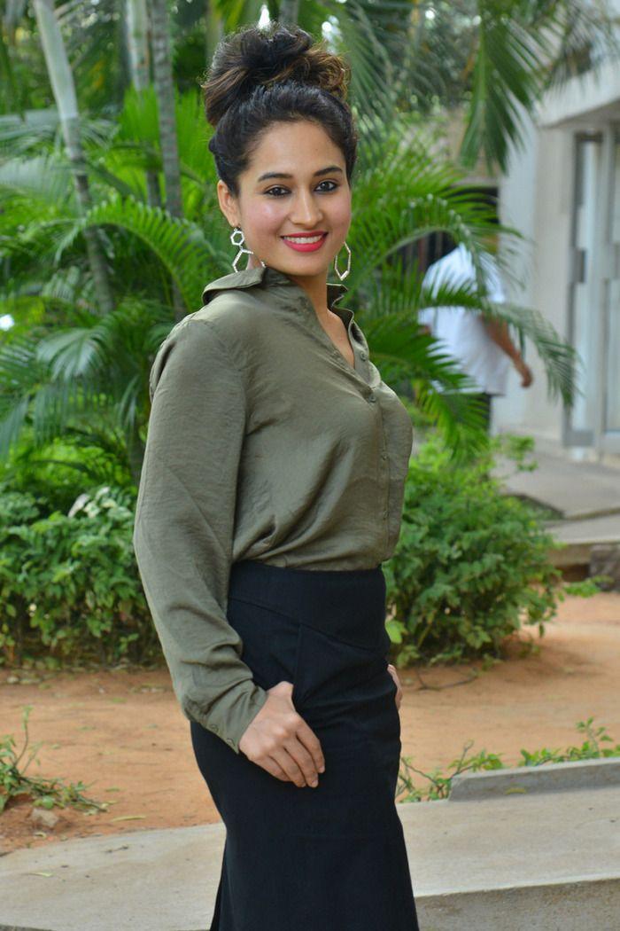 Pooja Ramachandran Latest New Images