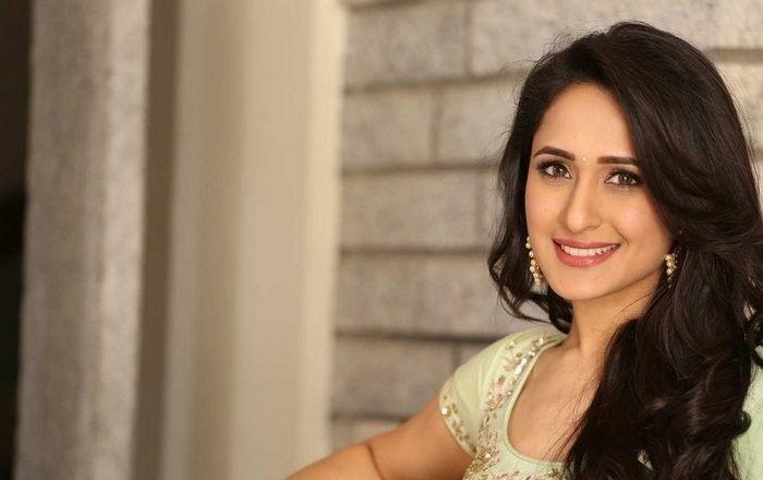 Pragya Jaiswal New Pics