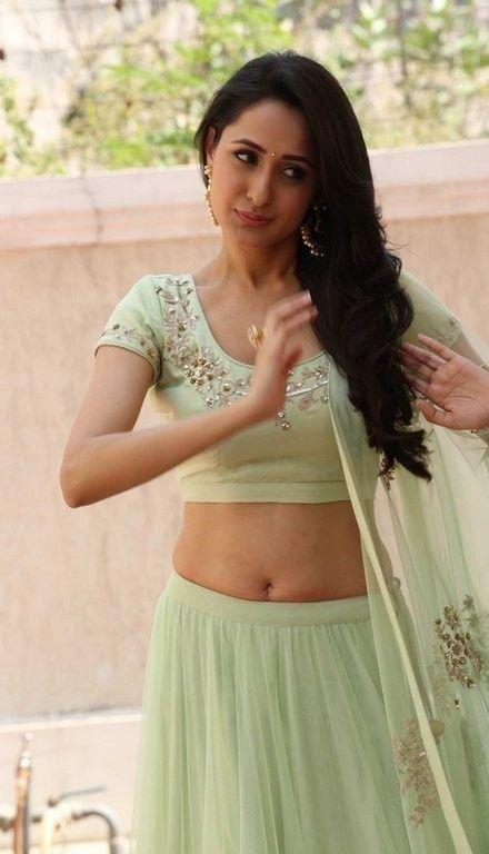 Pragya Jaiswal New Pics