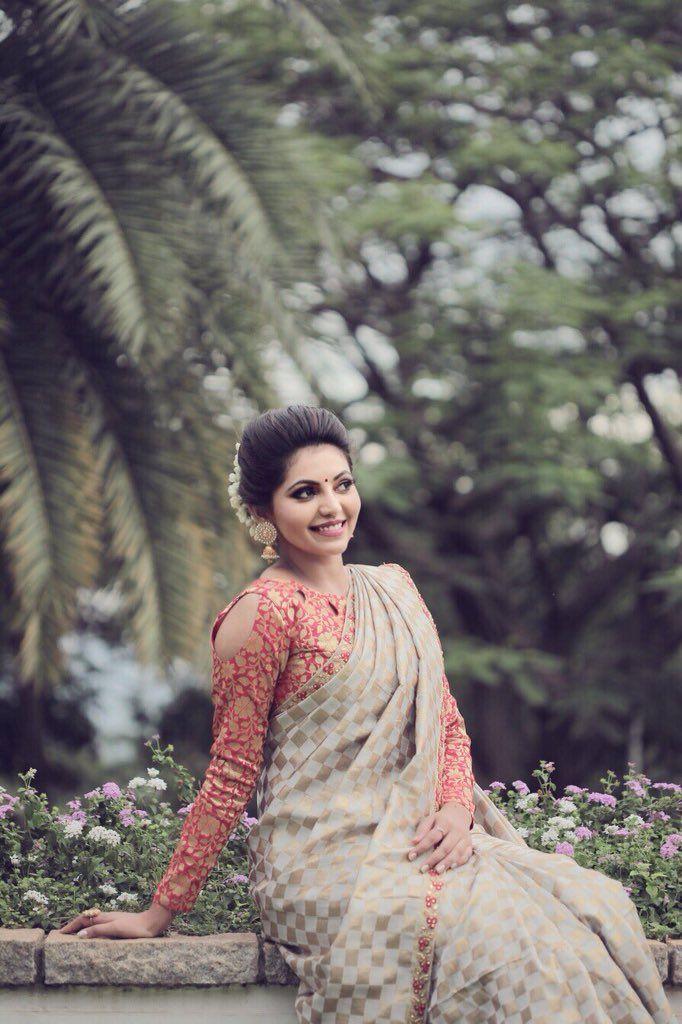 Pretty Actress Athulya Ravi Latest Beautiful Stills