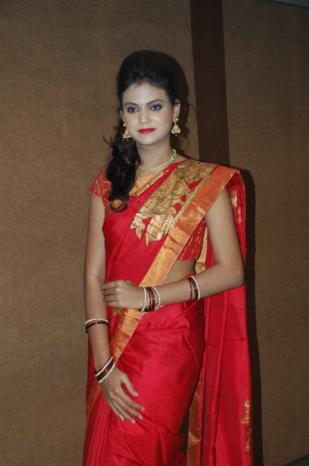 Priyanka Vakkalanka Saree Stills