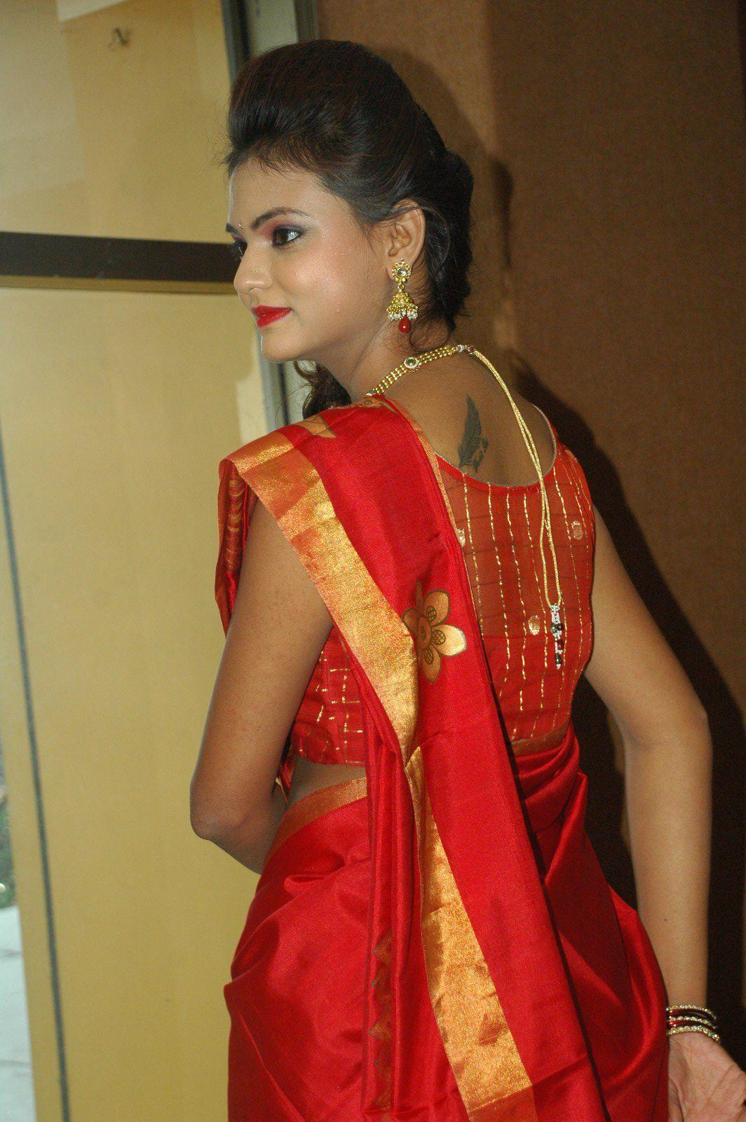 Priyanka Vakkalanka Saree Stills