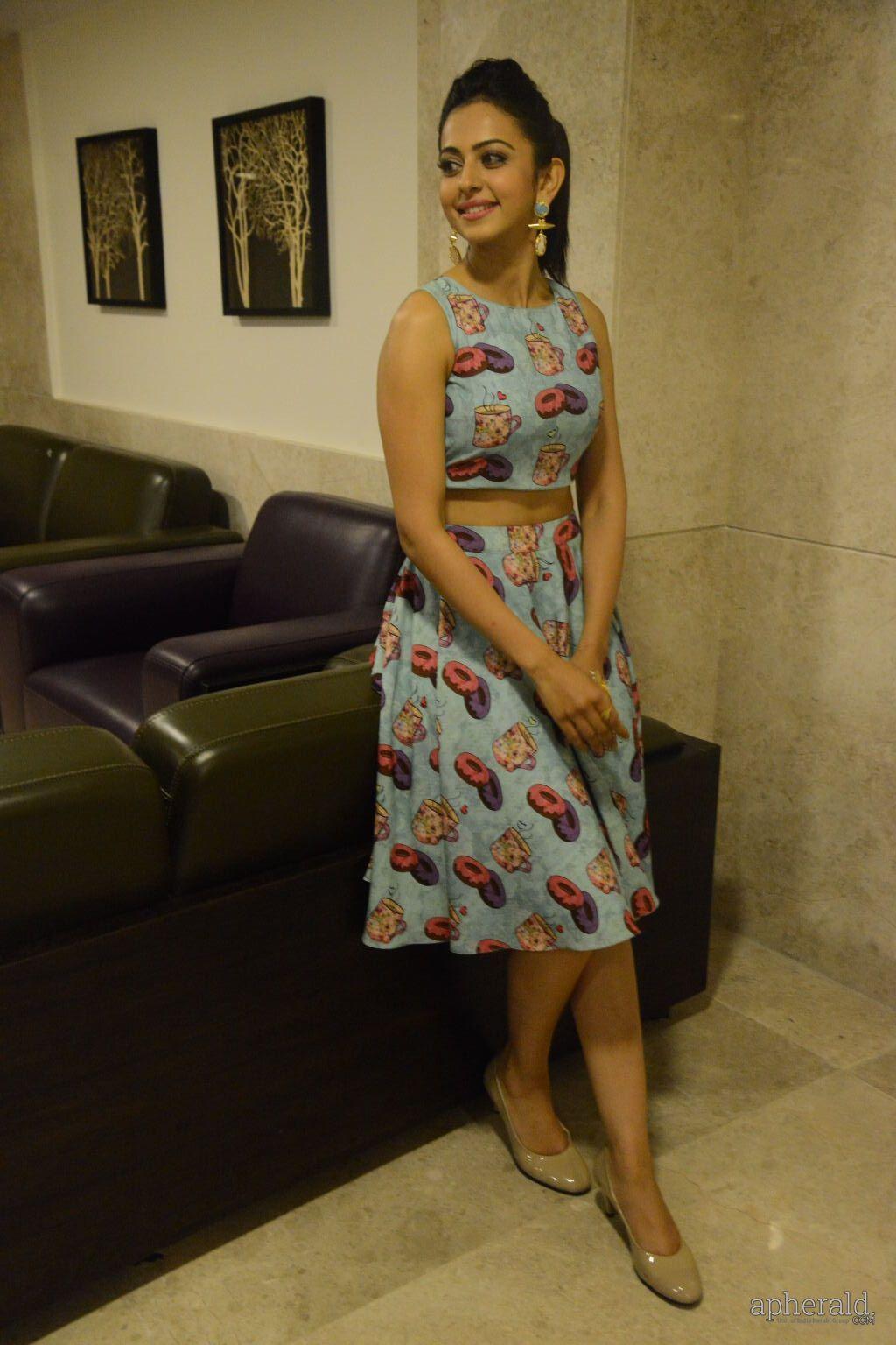 Rakul Preet Singh Beautiful Pics